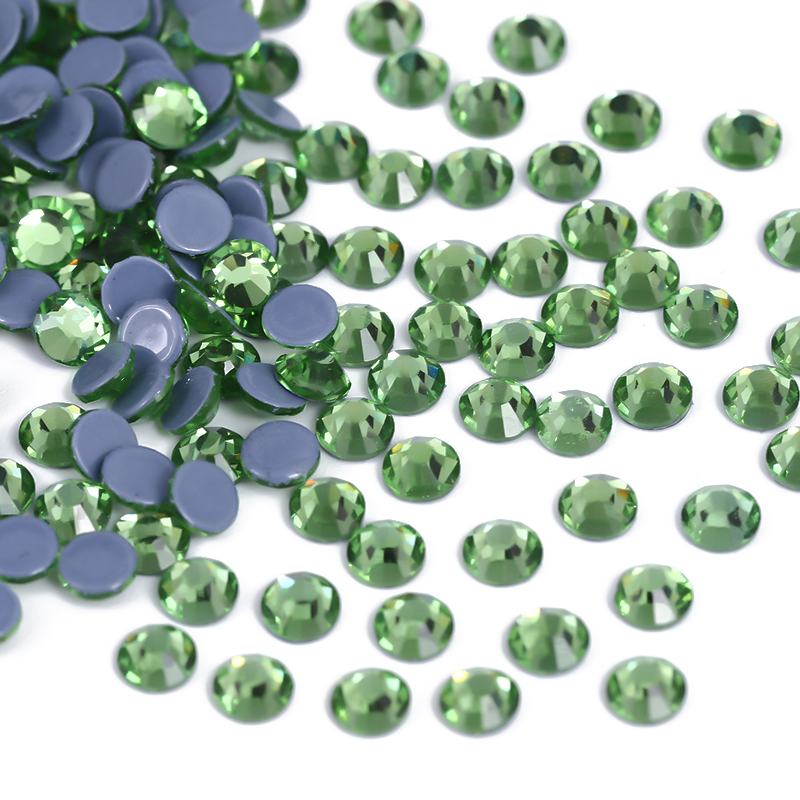 Szklany szmaragdowy perydot zi – Nail Art Emerald Green recenzja i cena