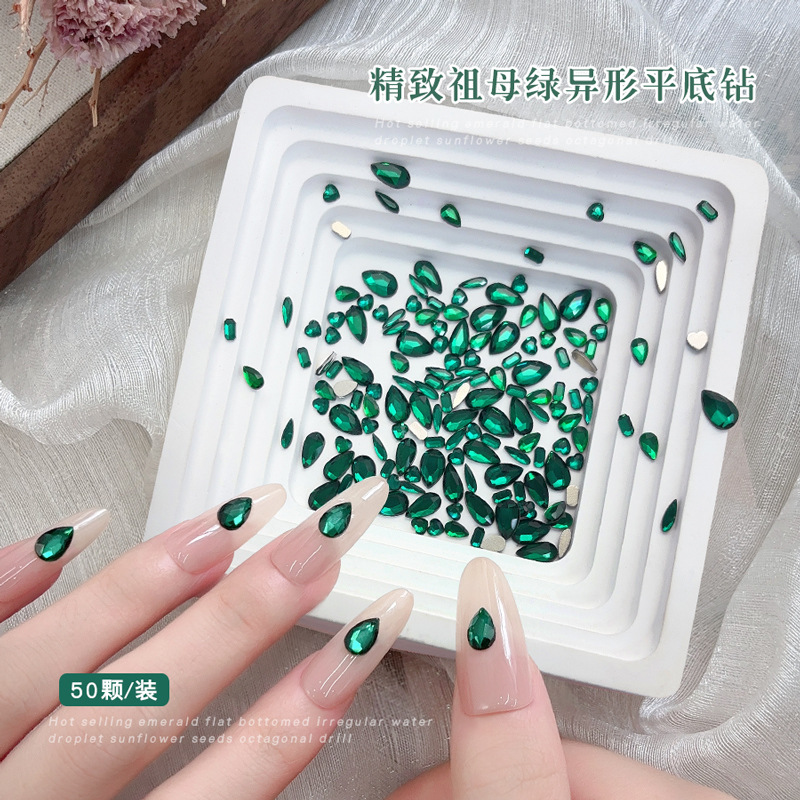 50 sztuk ciemnozielony płaski  – Nail Art Emerald Green recenzja i cena